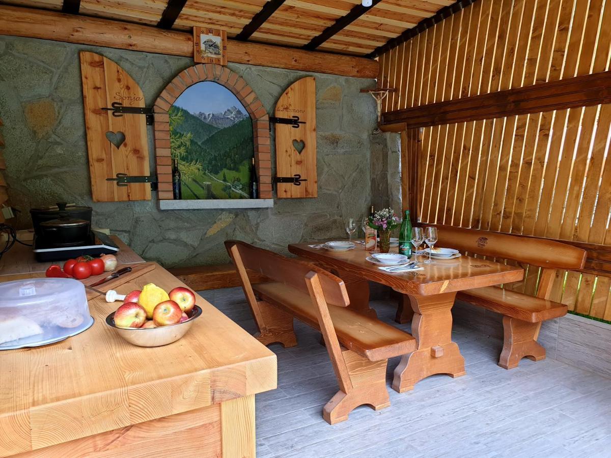 Apartment And Garden House Among The Mountains Podbrdo Bagian luar foto