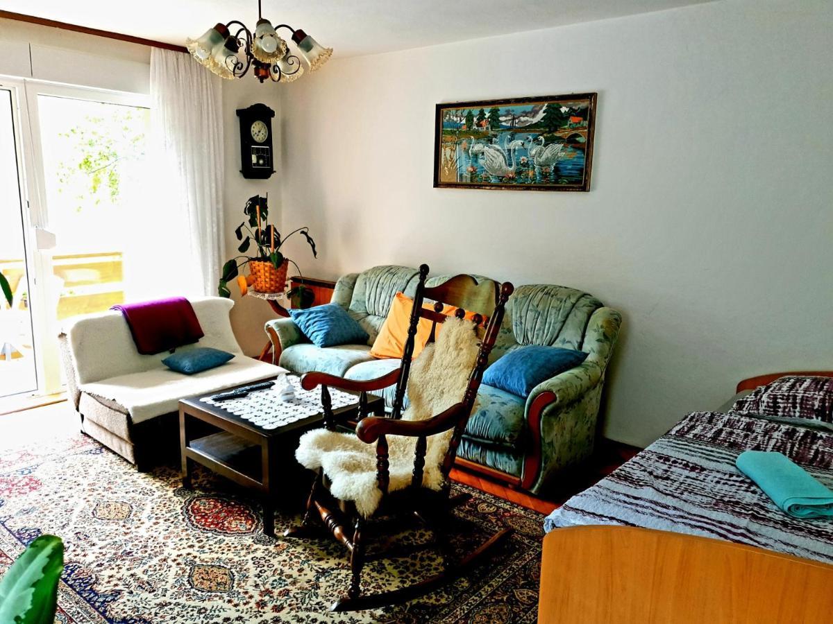Apartment And Garden House Among The Mountains Podbrdo Bagian luar foto